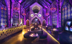 Review Mirror Bali Nightclub Dengan Nuansa Futuristik