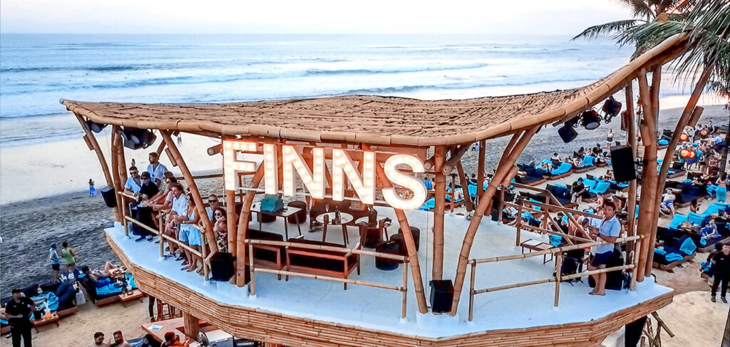 FINNS Beach Club Canggu - Salah Satu Night Club Terbaik 2025